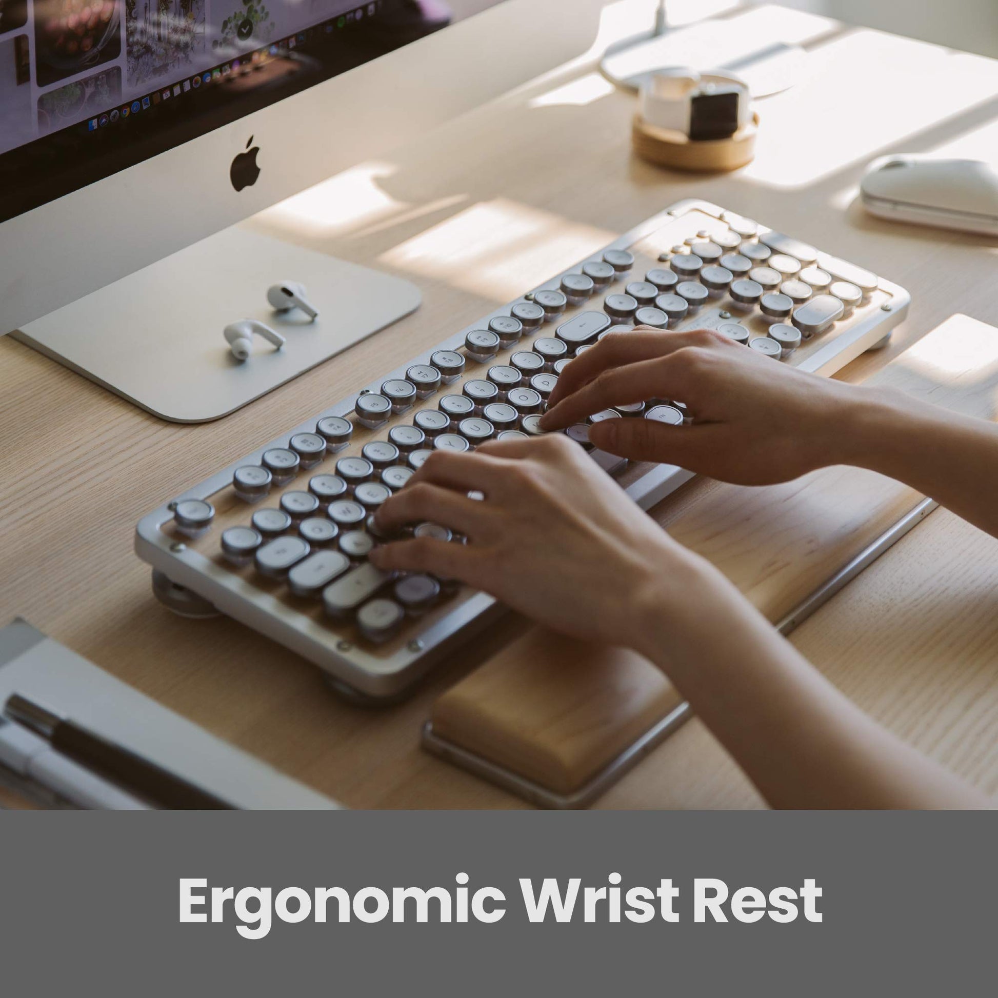 AZIO Retro Classic Palm Rest in Maple Wood (PR-RC-W02)