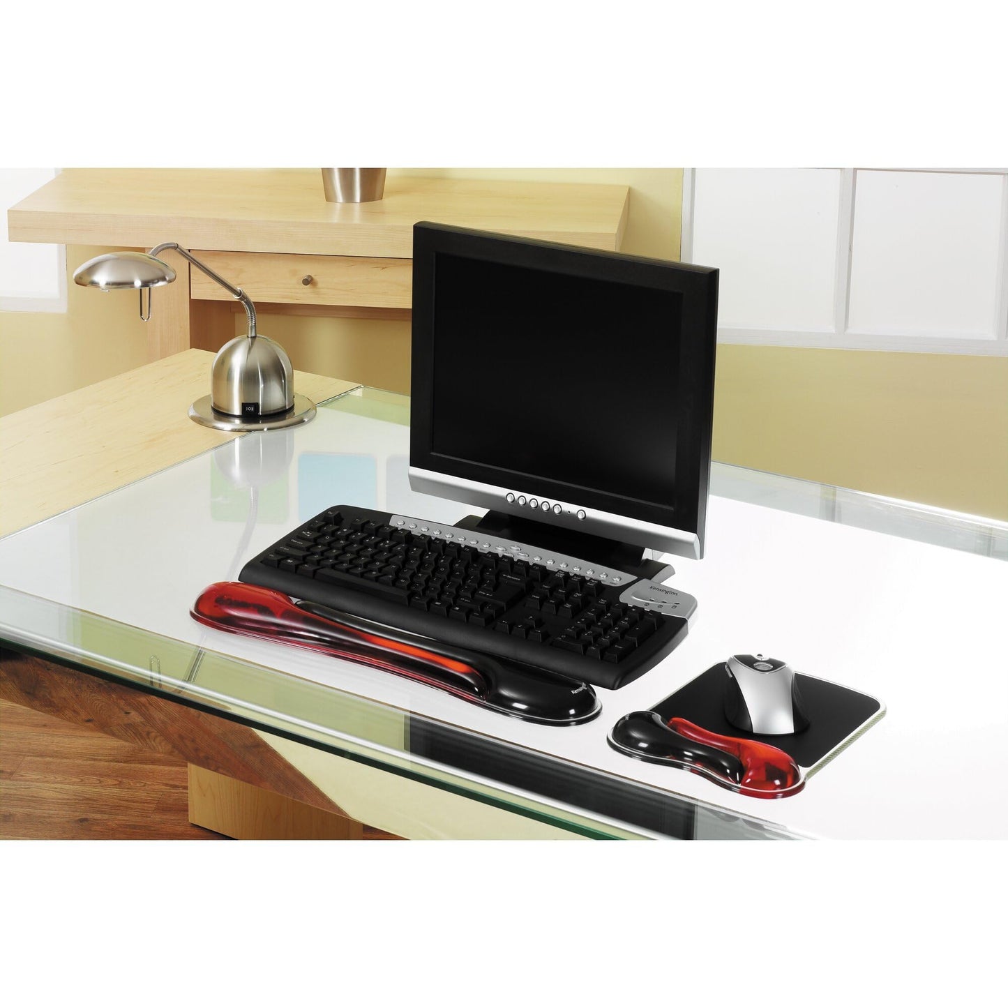 Kensington Duo Gel Mouse Pad - Black, Red