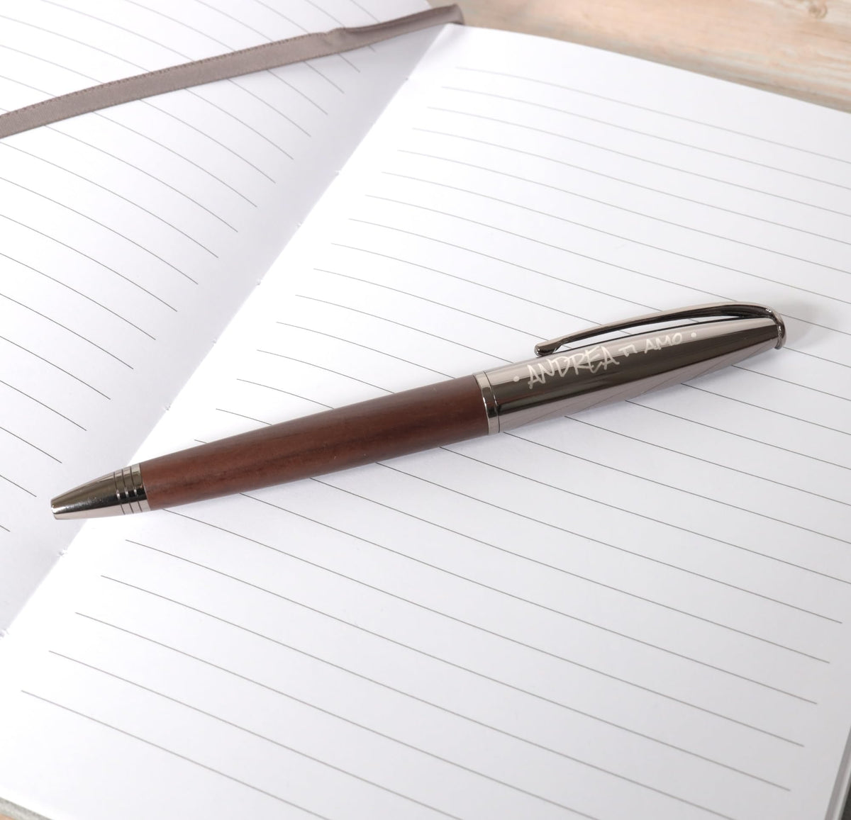 CustomDesign.Shop Personalized Custom Luxury Wooden Pen + Gift Box | Design A Truly Unique Present