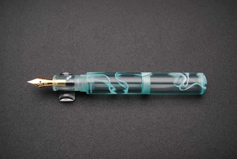 czxwyst Wancai Mini Transparent Pocket-Size Eyedropper Fountain Pen Fine Nib 0.5mm (Daydream)