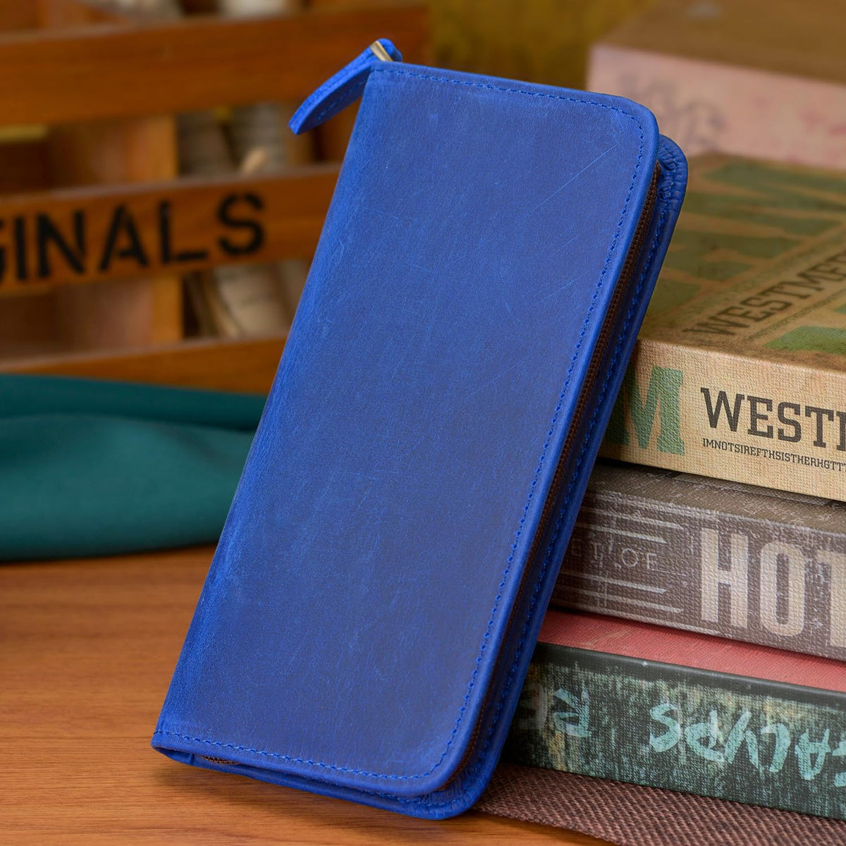 Asvine Fountain Pen Case 3 Divided Slots Crazy Horse Leather Pen Holder, Handmade Display Zippered