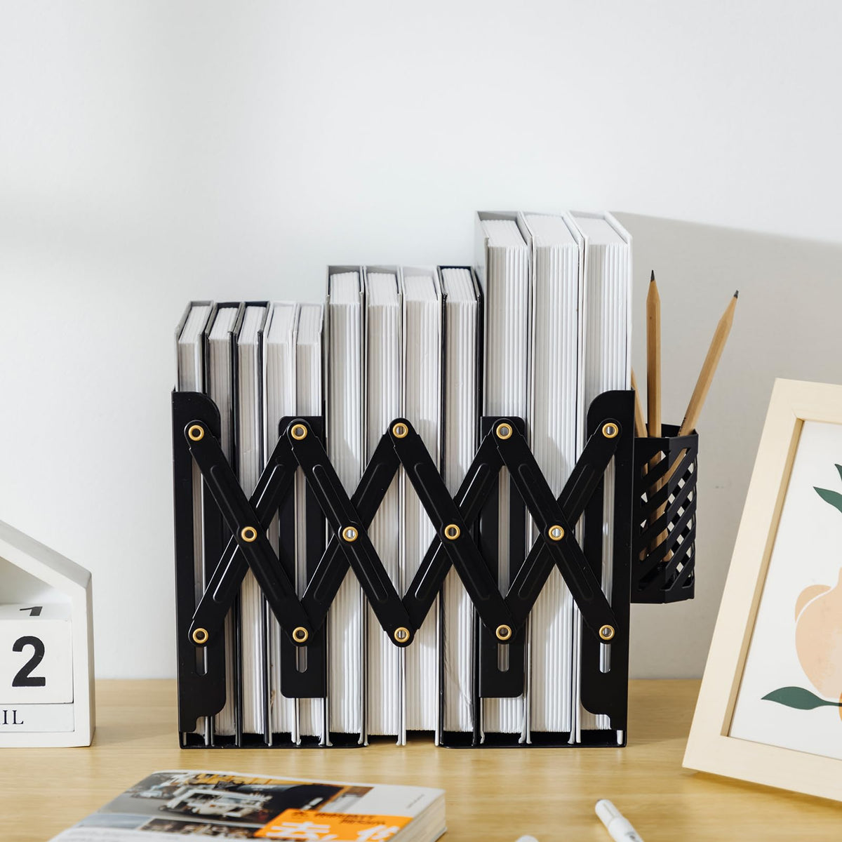 Simplesun Adjustable Book Ends for Heavy Books, Metal Expandable Bookends for Shelves, Book