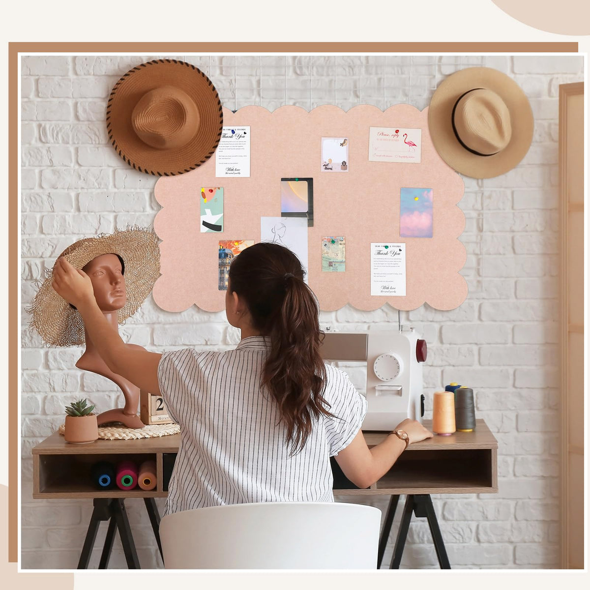 Mooliwe Scalloped Felt Bulletin Cork Board Foldable Flesh Pink 24 * 18 Inch