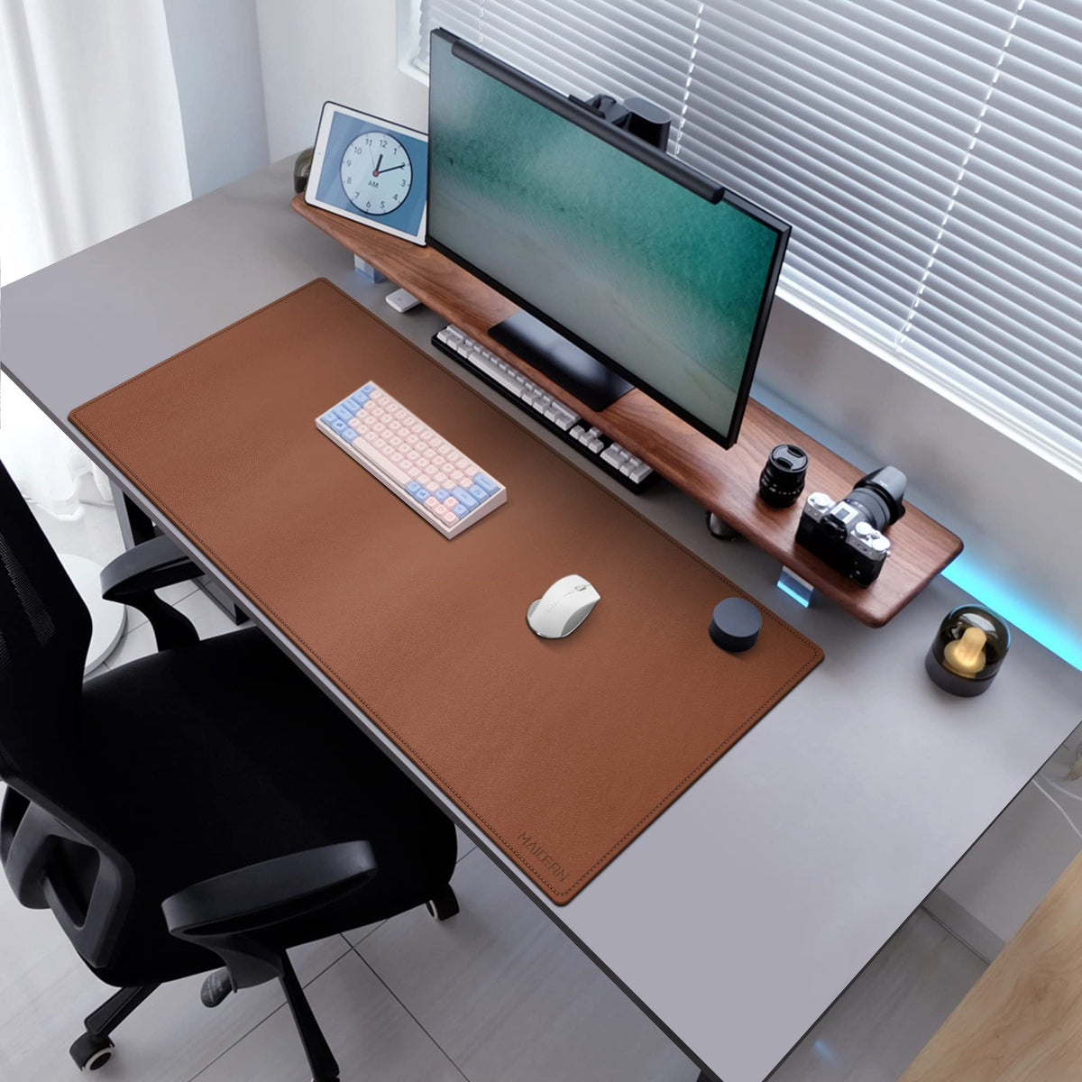 MAIDERN 47.2" x 23.6" XXL Cork & Leather Desk Mat, Full Desk Mouse Pad, Dual Sided, Gaming & Home