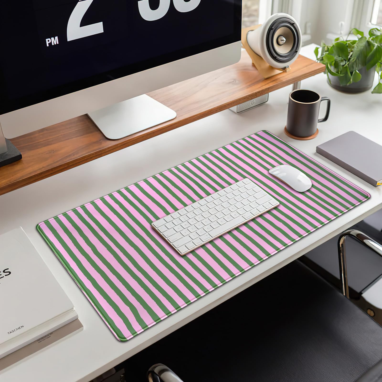 Stripes Aesthetic Desk Mat Pink Retro Style Large Mouse Pad Cute Desk Pad Gaming Mousepad XXL