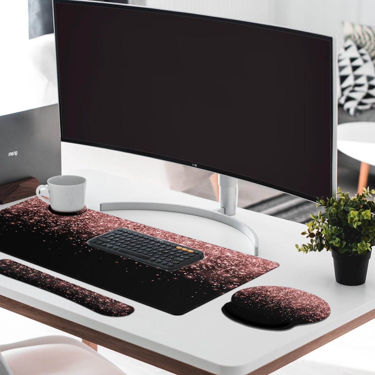 Britimes Keyboard Mouse Pad Set, 4 in 1 Desk Mat Set, Pink Rose Gold