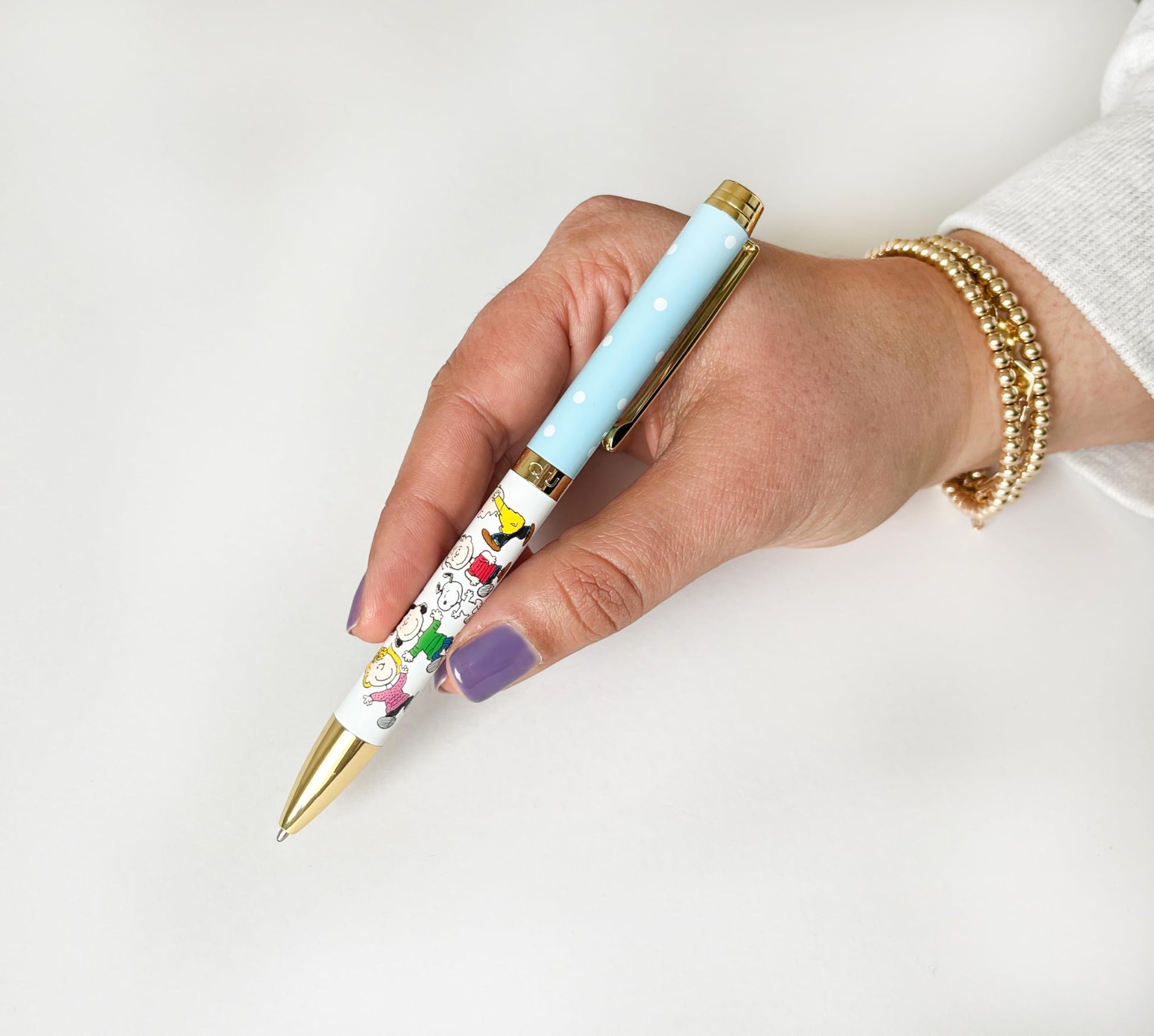 Graphique Peanuts Fashion Pen | 5.5” Ballpoint Pen | Refillable Black Ink | Retractable Twist Top |