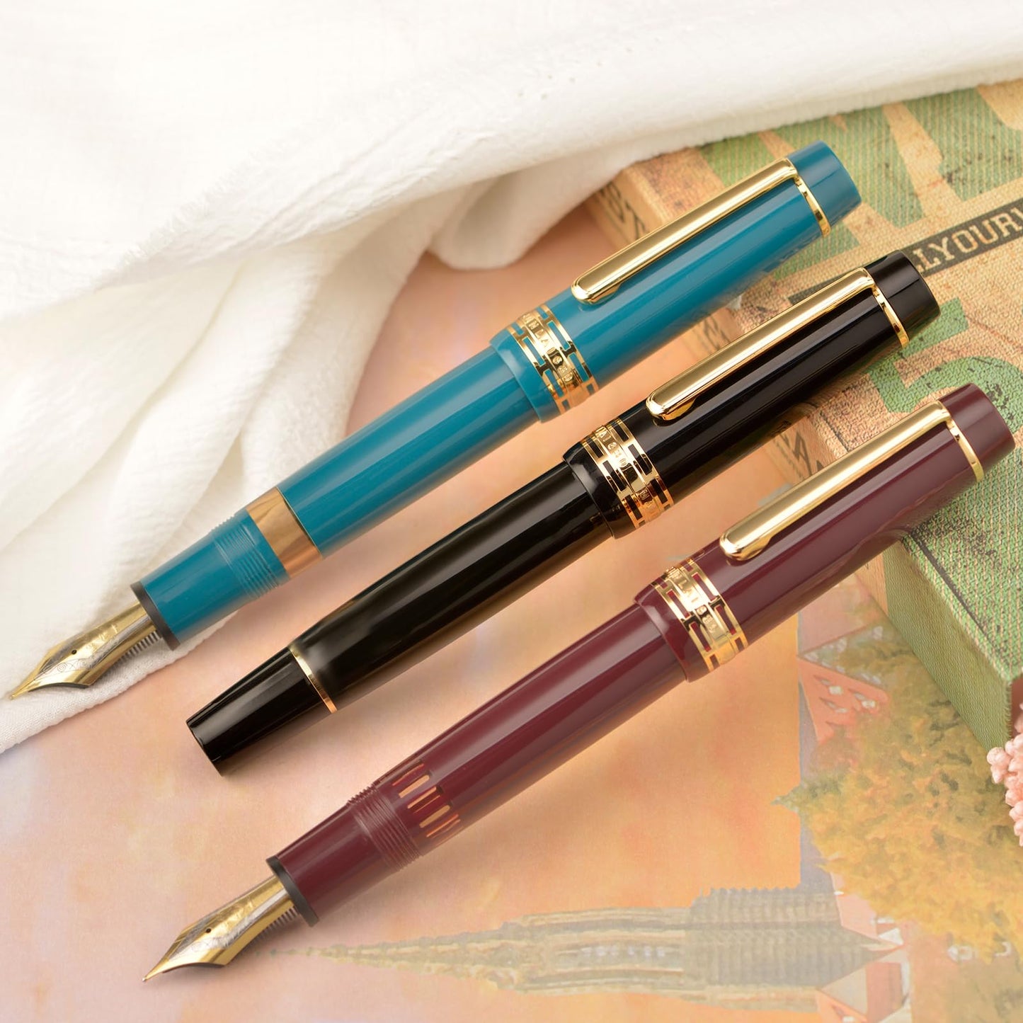 Wikult Yongsheng Junlai 630 Acrylic Fountain Pen, Size 8 Medium Nib with Piston Filling System