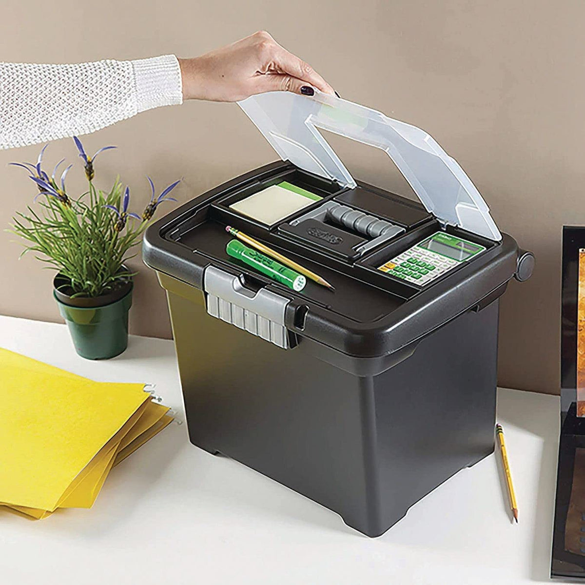 STERILITE Portable File Box, Black (ST1871-9004)