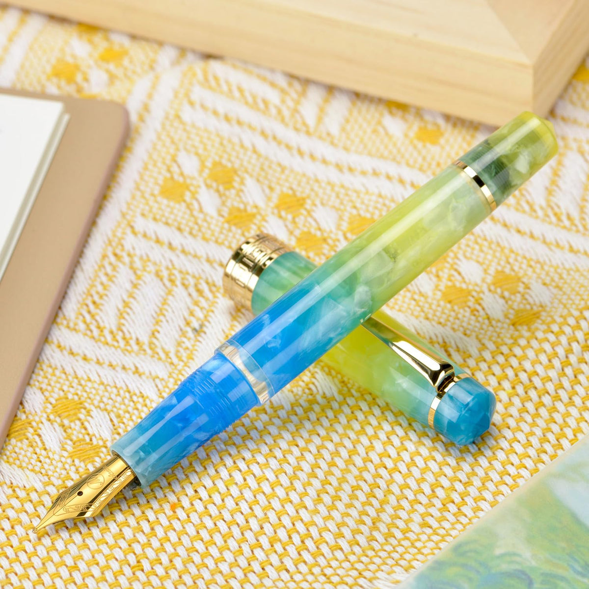 Asvine P20 Piston Fountain Pen Gradual Yellow Resin, Iridium Extra Fine Nib Gold Trim Smooth Writer