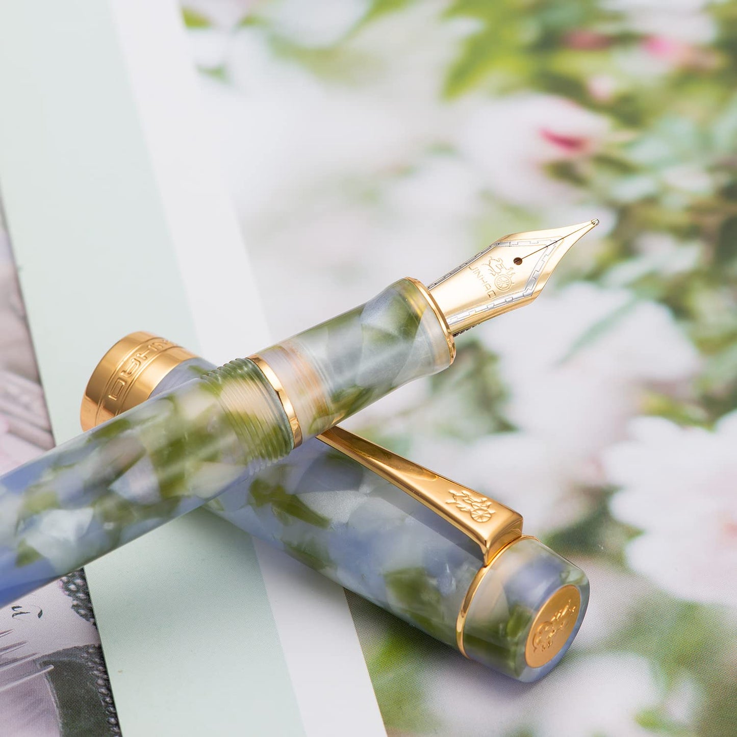 Jinhao Classic Fountain Pen Blue Green Celluloid, Medium Nib with Conveter and Pen Case Set