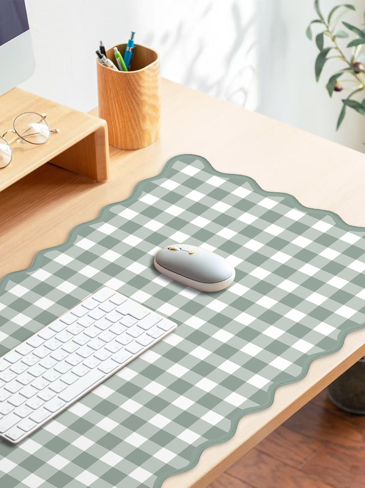 Scalloped‌ Sage Green Checkered Desk Mat Cute Pastel Large Gaming Mouse Pad Gingham Kawaii