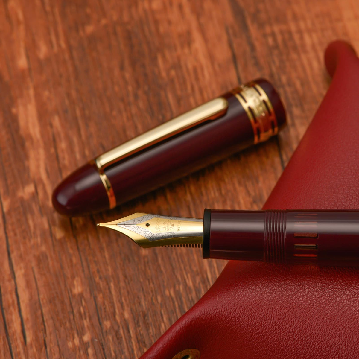 Wikult Yongsheng Junlai 630 Acrylic Fountain Pen, Size 8 Medium Nib with Piston Filling System