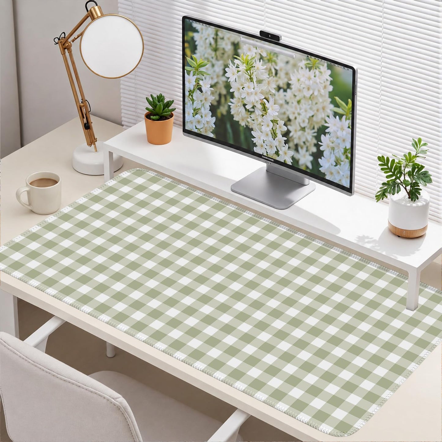 Green Checkered Gingham Desk Mat Pad XXL Large Mouse Pad Anti-Slip Big Mousepad with Stitched Edges