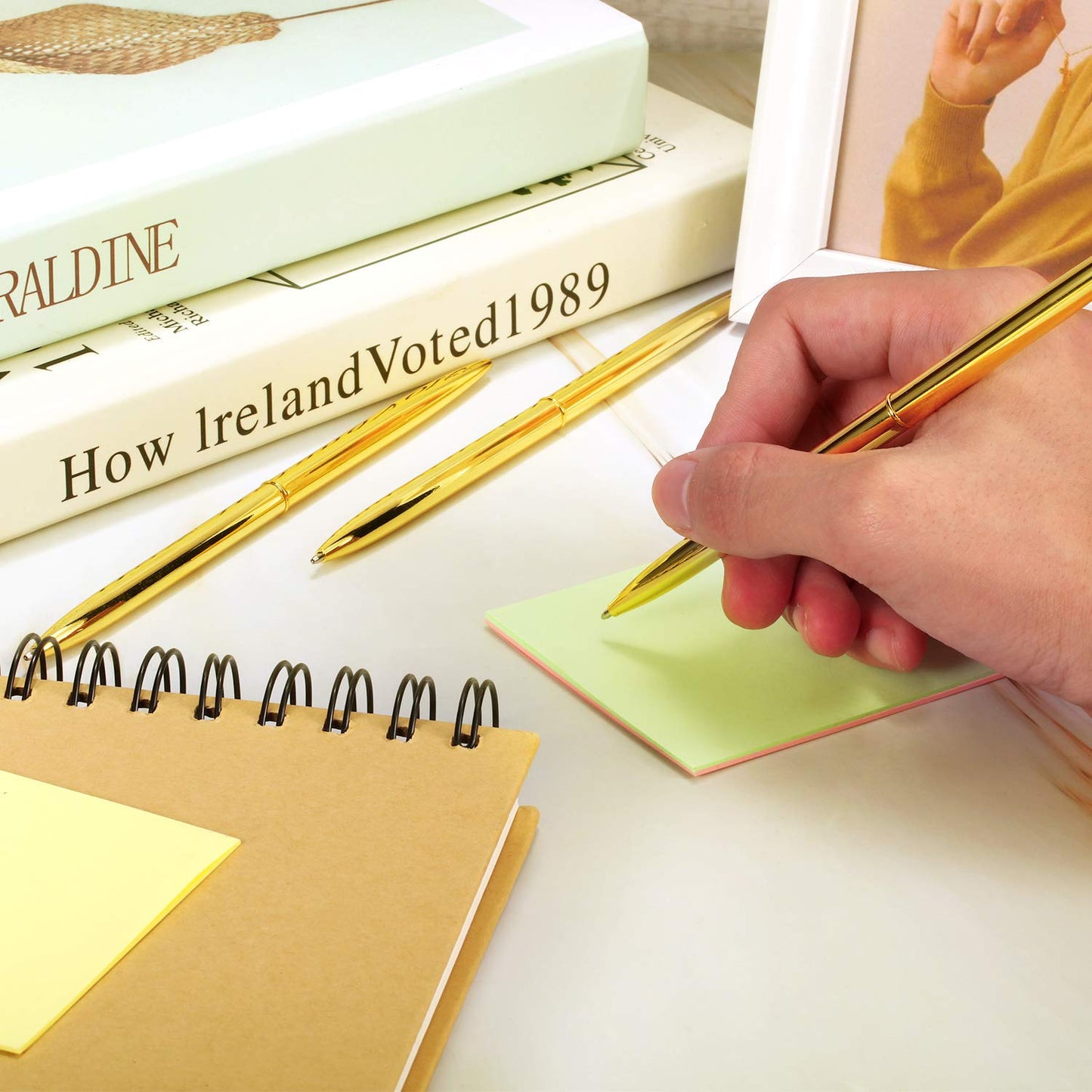 Outus 30 Pcs Gold Ballpoint Pens Slim Metallic Retractable Pens Set