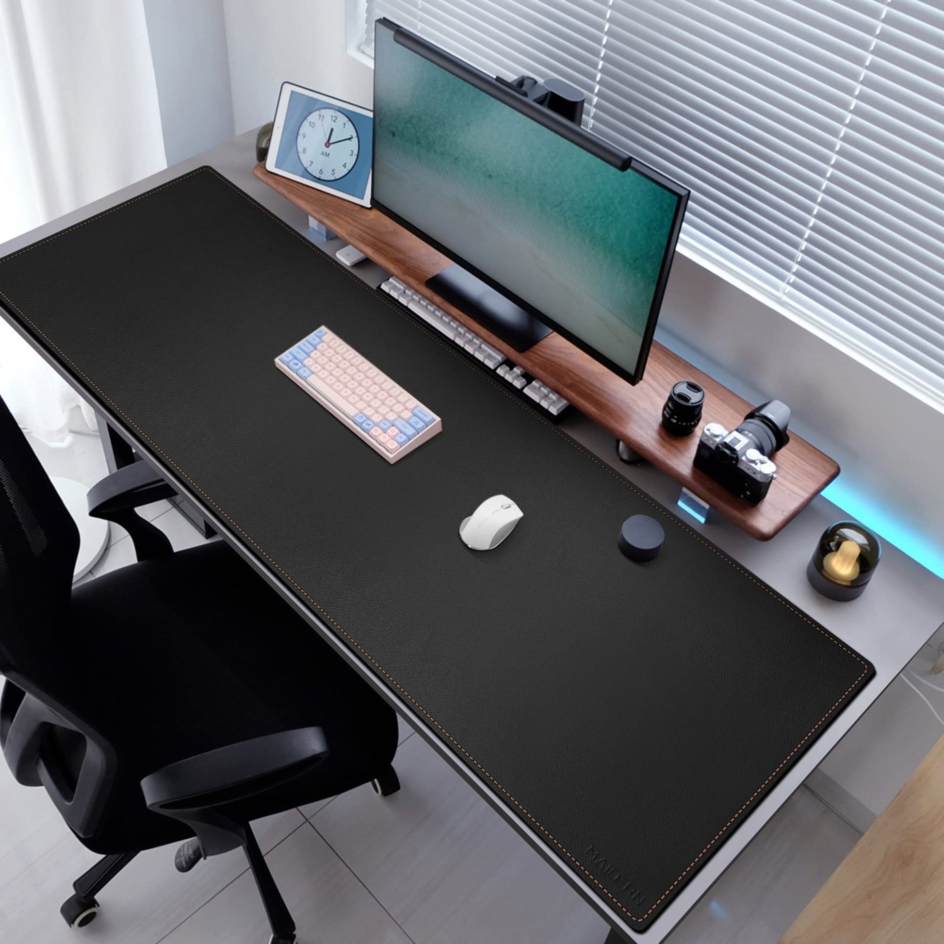 MAIDERN Cork & Leather Desk Pad, 63” x 23.6” Large XXL Desk Ma (Black)