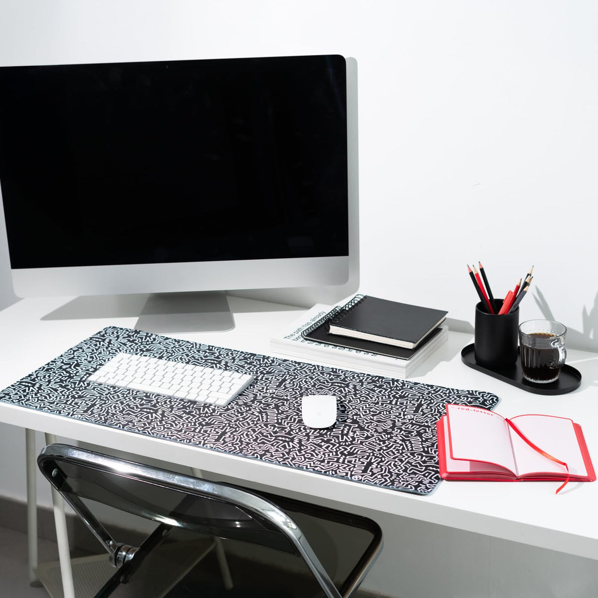 Grupo Erik Keith Haring Large Mouse Mat, Gaming Mouse Pad XXL - Gamer Gifts