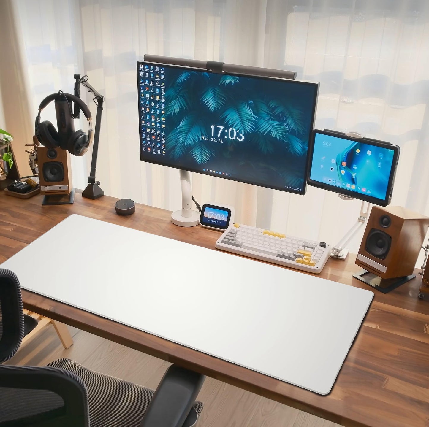 White Mouse Pad Extended Large Gaming Mousepad XL Big Long Oversized Desk Mat Stitched Edges 31.5 X