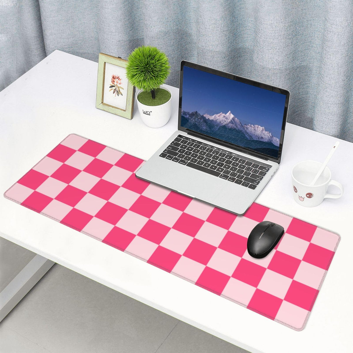 Giinly Pink Checkered Cute Gaming Mouse Pad, XXL Large Desk Keyboard Mat