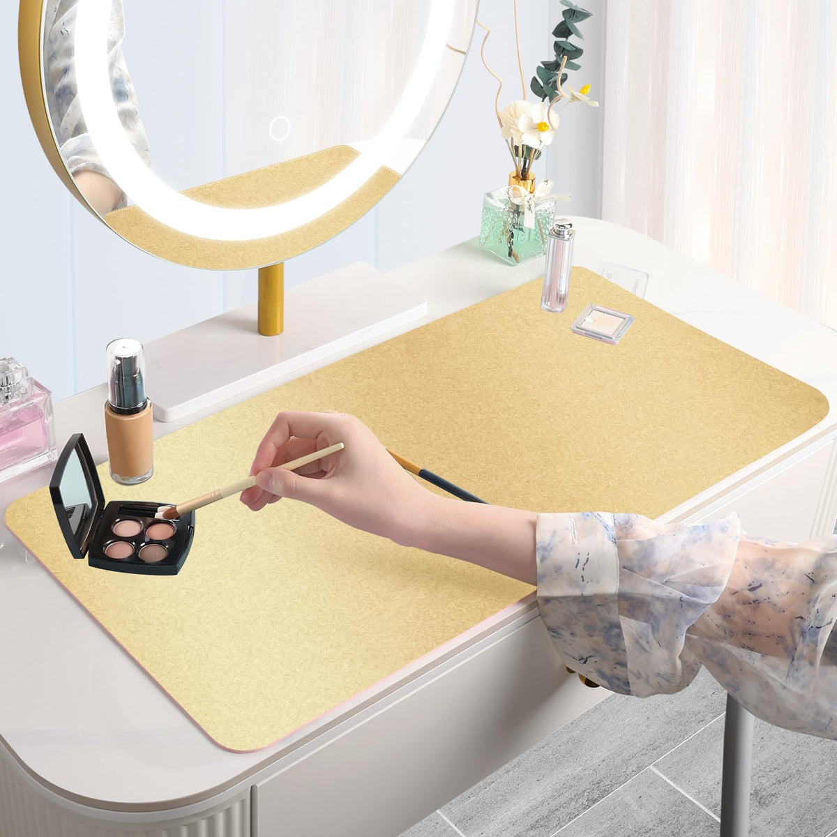 Makeup Mat for Vanity to Protect Desk Top, 35.4x15.7in, Gold and Pink