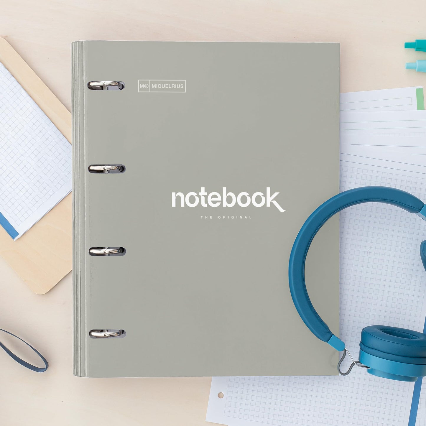 Miquelrius - Carpebloc A4 Emotions, 4 Ring Binder + Refill Squared Sheets, 90 g/m² Paper, Rubber