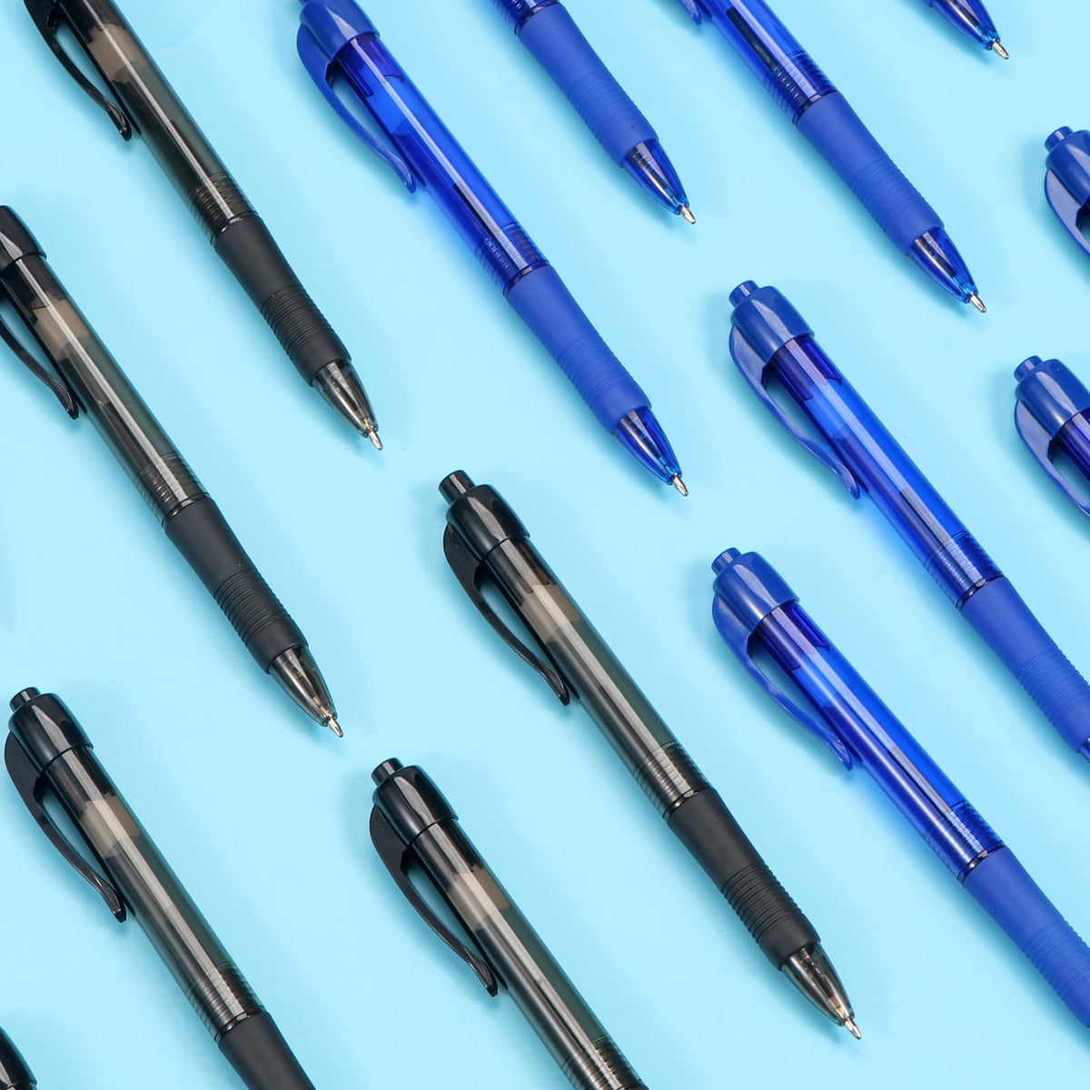deegtran Pens Bulk, 100 Pack No Bleed Black & Blue Ink Click Pens with Soft Grip, Wholesale