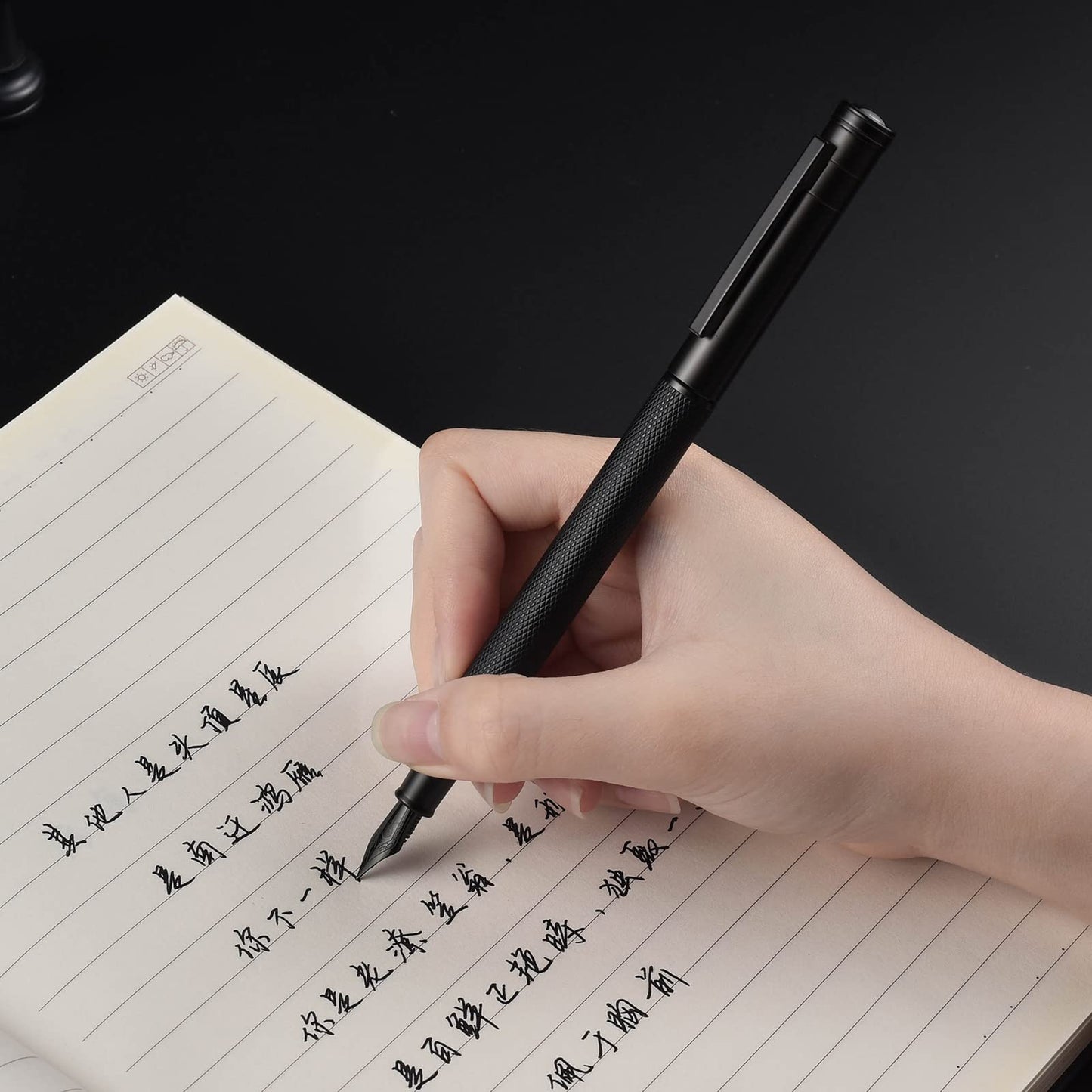 Hongdian Black Forest Fountain Pen Blade Nib Classic Design Calligraphy Pen with Converter and