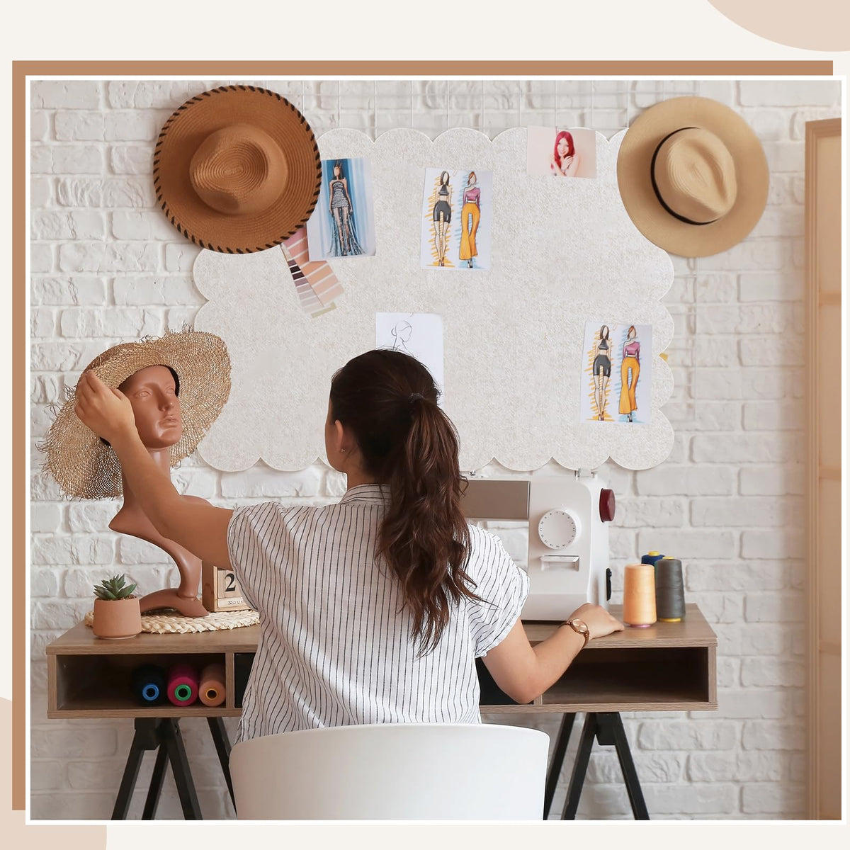 Mooliwe Scalloped Felt Bulletin Cork Board Foldable Beige 36 * 24 Inch
