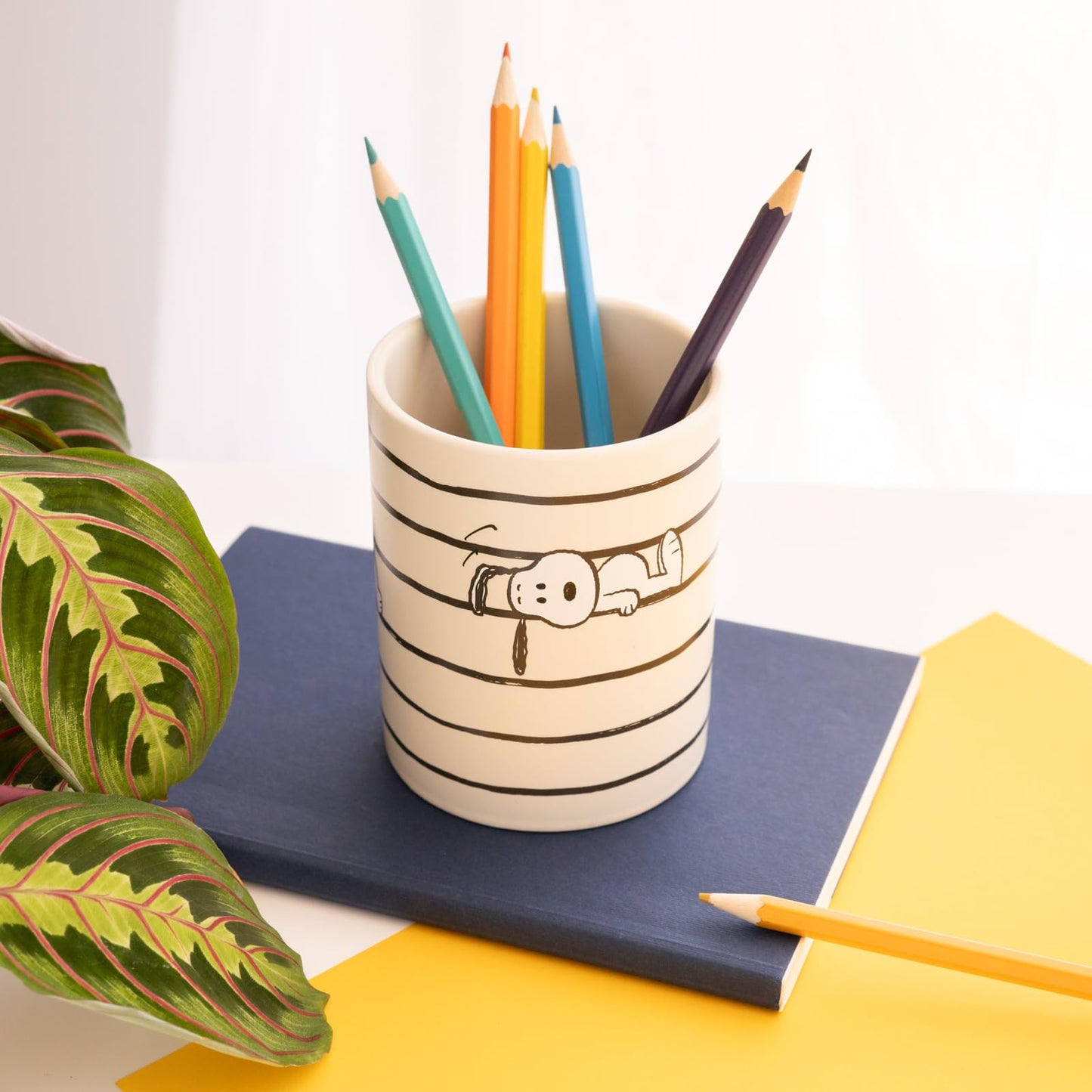 Grupo Erik Snoopy Pen Holder | Desk Organizer, Accessories | Pencil Pot, Stationery | Snoopy Gifts