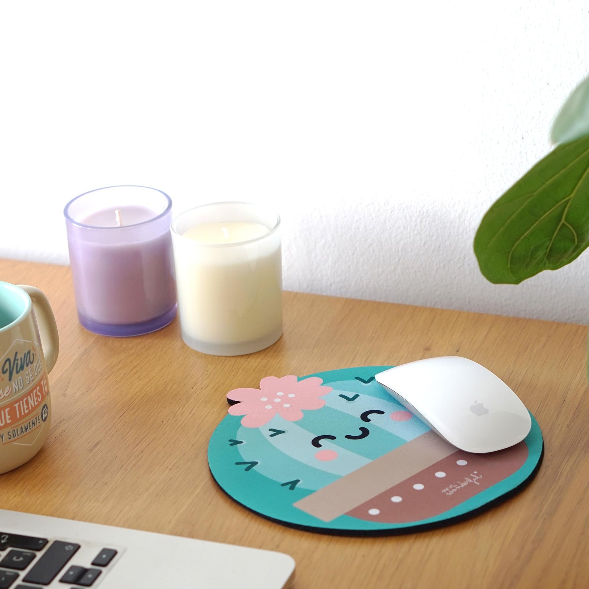 Mr Wonderful Round Mouse Pad, Extra Fine Fibre Mouse Mat for Girls, Non-Slip Children's Mat and