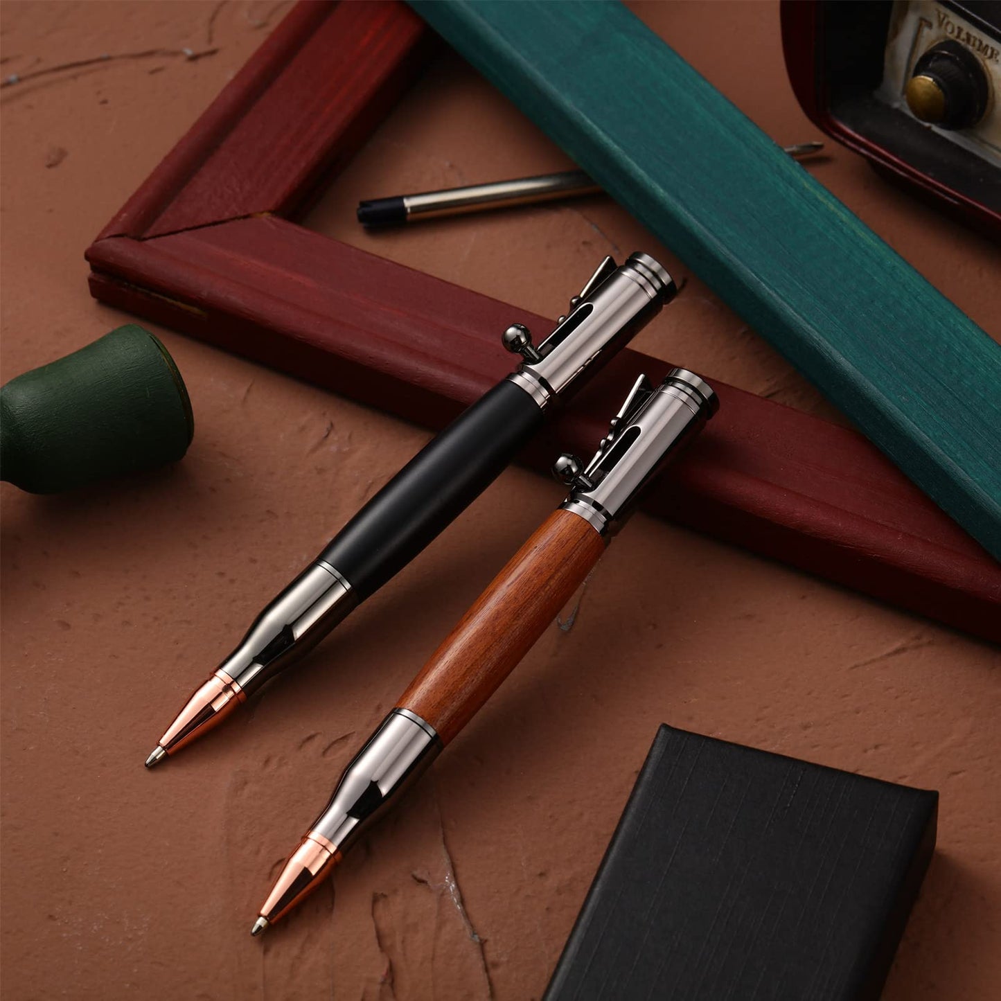 Chinco 2 Sets Bolt Action Bullet Pens with Refills for Men,Black, Brown
