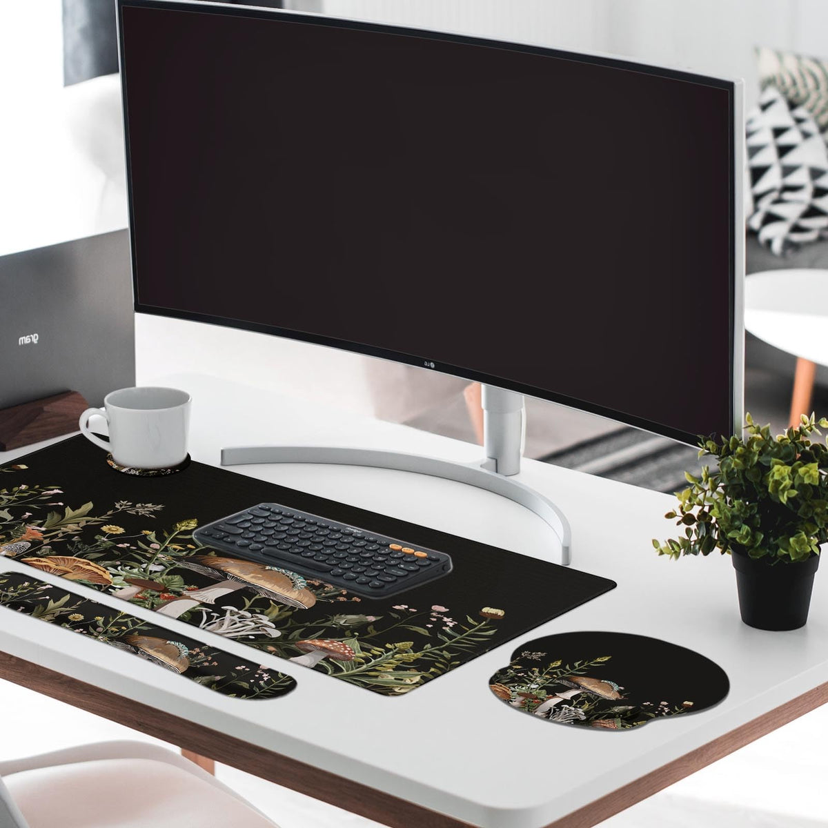 Britimes Keyboard Mouse Pad Set, 4 in 1 Desk Mat Set, Black Mushroom Flora