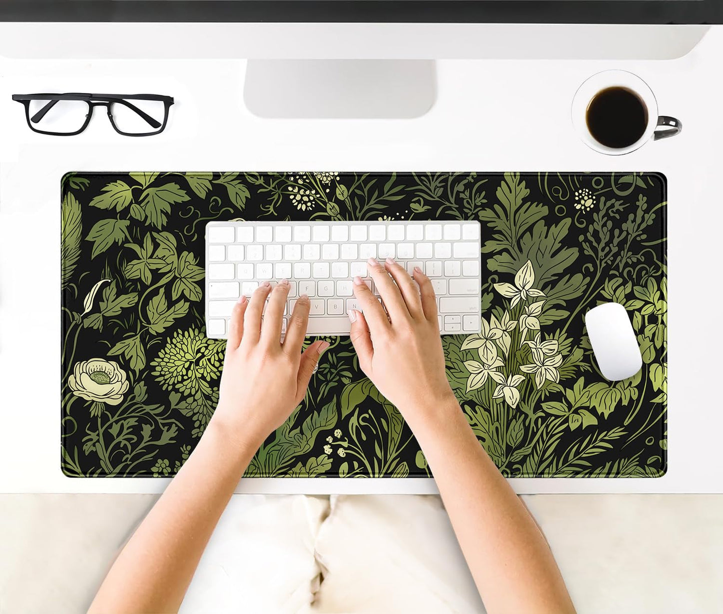 Floral Desk Mat Green Leaves Plant Desk Pad Matt for Desktop Large Gaming Mousepad XXL Full Desk