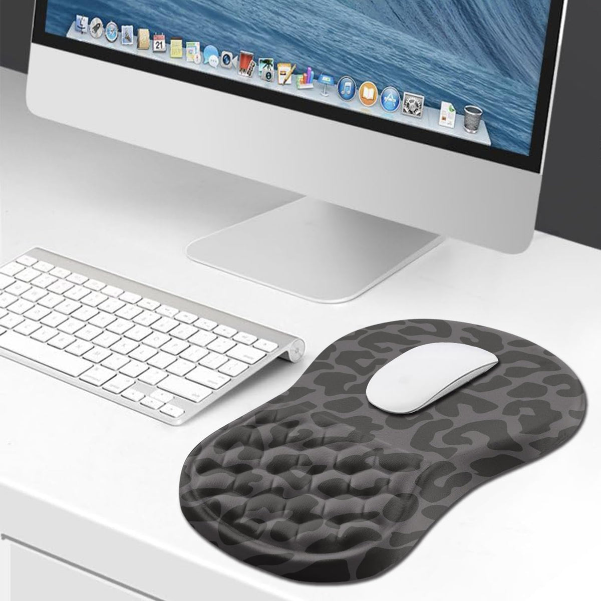 Hokafenle Ergonomic Mouse Pad Wrist Support, Wrist Rest Mousepad for Carpal Tunnel Pain Relief with