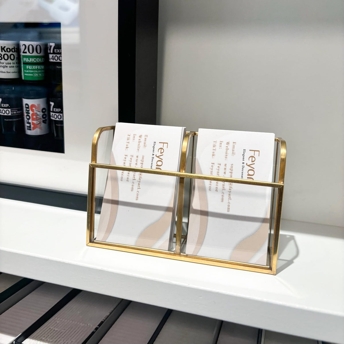 Feyarl Gold Glass Business Card Holder Business Cards Display Stand Clear Name Card Organizer