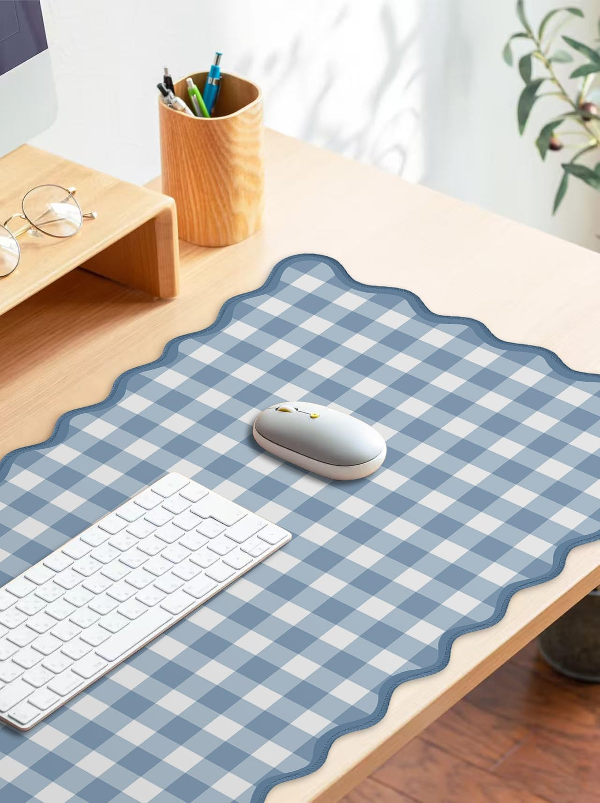 ohisxiacy Scalloped‌ Blue Checkered Gingham Desk Mat Cute Pastel XXL Large Gaming Mouse Pad Kawaii