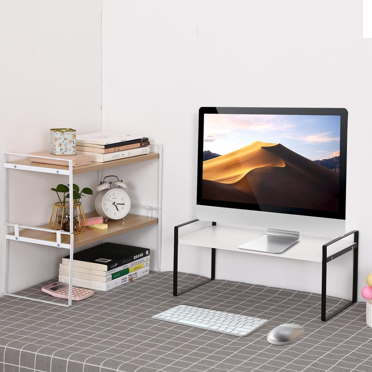 YGYQZ Desk Shelf Organizer for Top of Desk, 1-Tier Desktop Bookshelf, Black & White