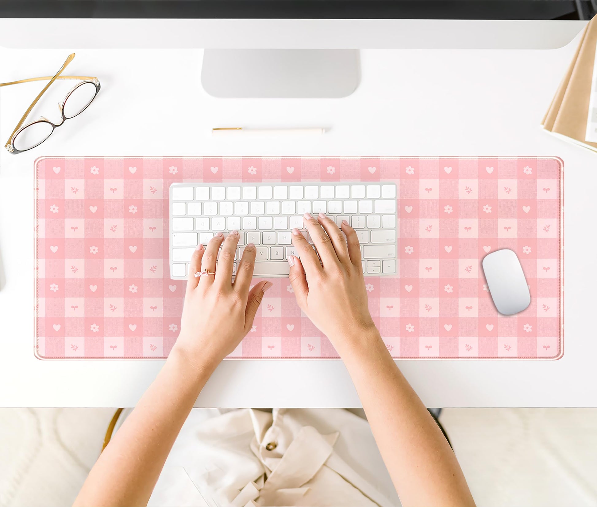 Pink Minimalist Gingham Floral Desk Mat Gaming Mouse Pad Large Cute Pastel Desk Pad Deskmat Kawaii