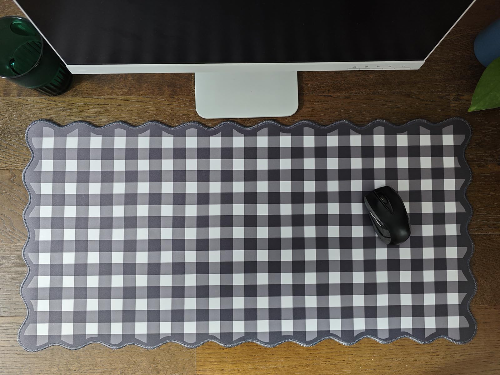 ohisxiacy Scalloped‌ Black Desk Mat Checkered Gingham Cute XXL Large Gaming Mouse Pad Kawaii