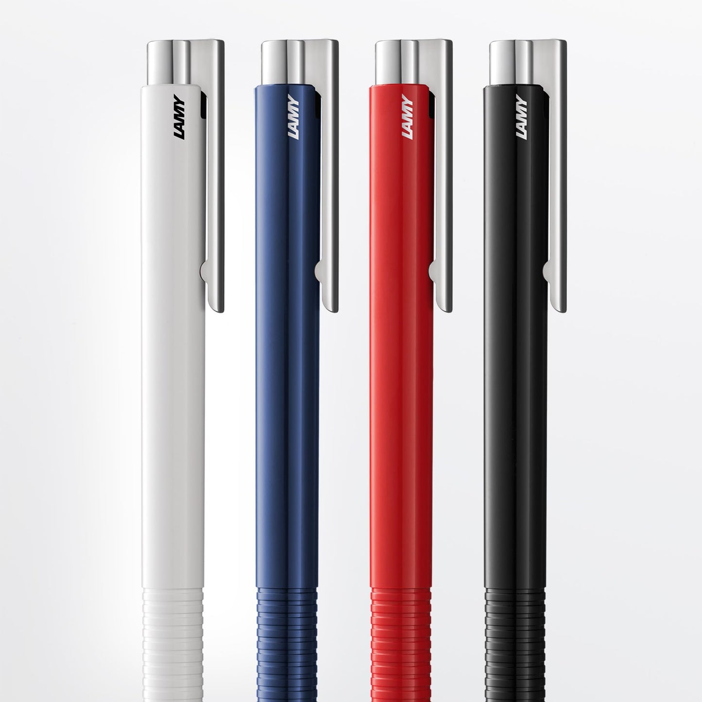 Lamy Logo M + 204 Ballpoint Pen weiß