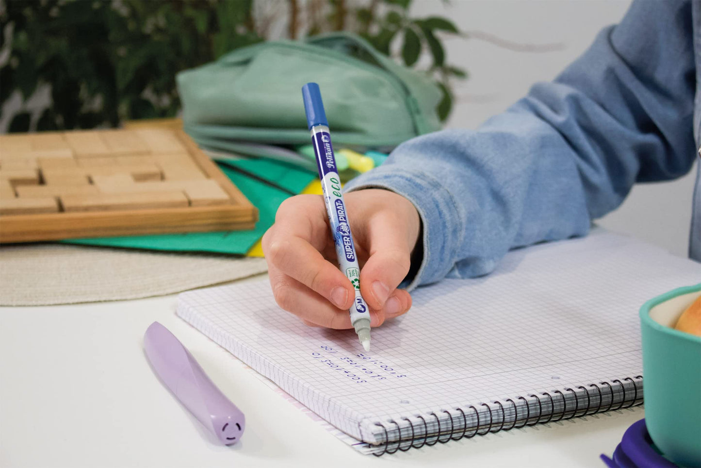 Pelikan Twist® eco fountain pen for right and left-handed users, lavender, nib M, pack of 1