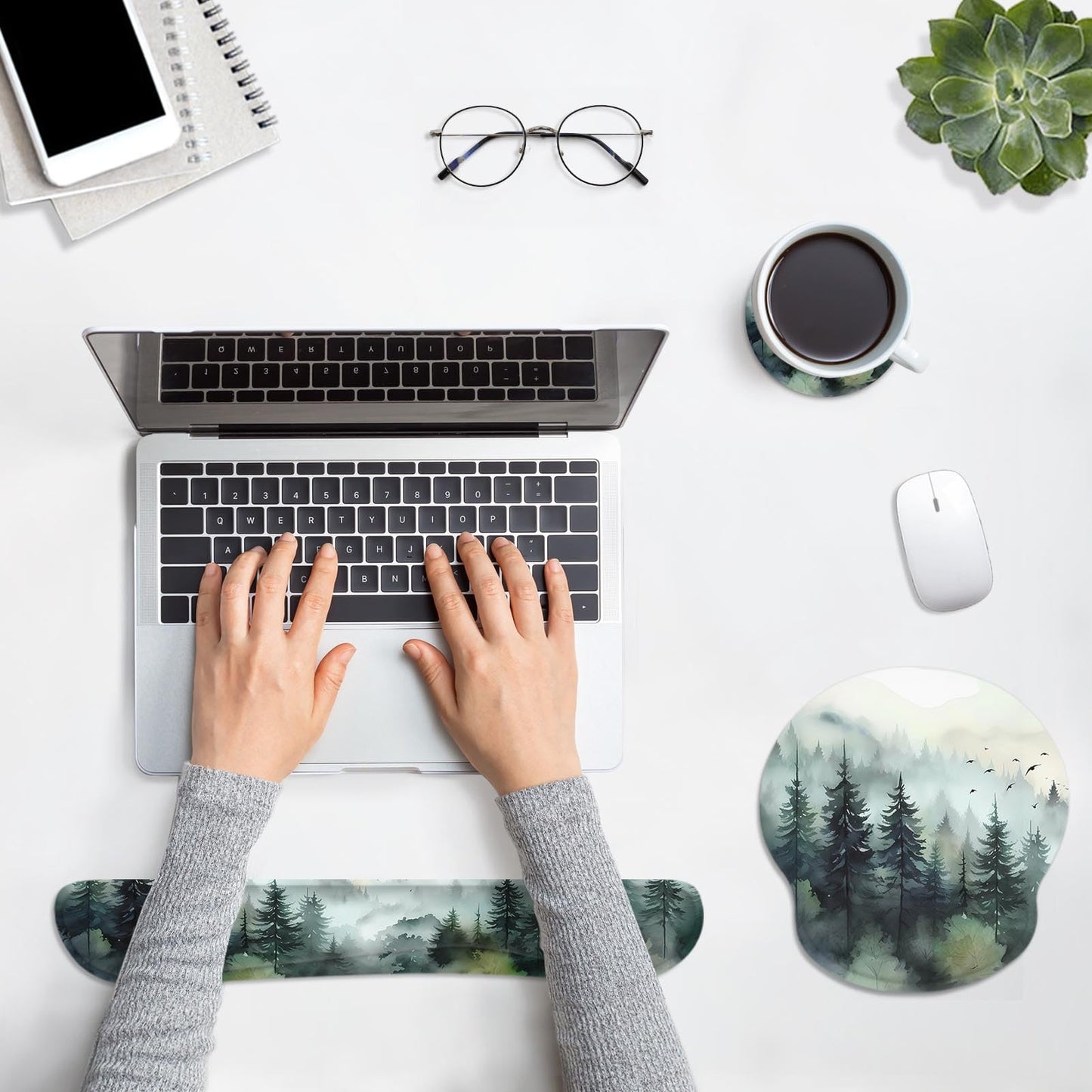 Britimes Ergonomic Mouse Pad Set with Wrist Rest, Green Mountain