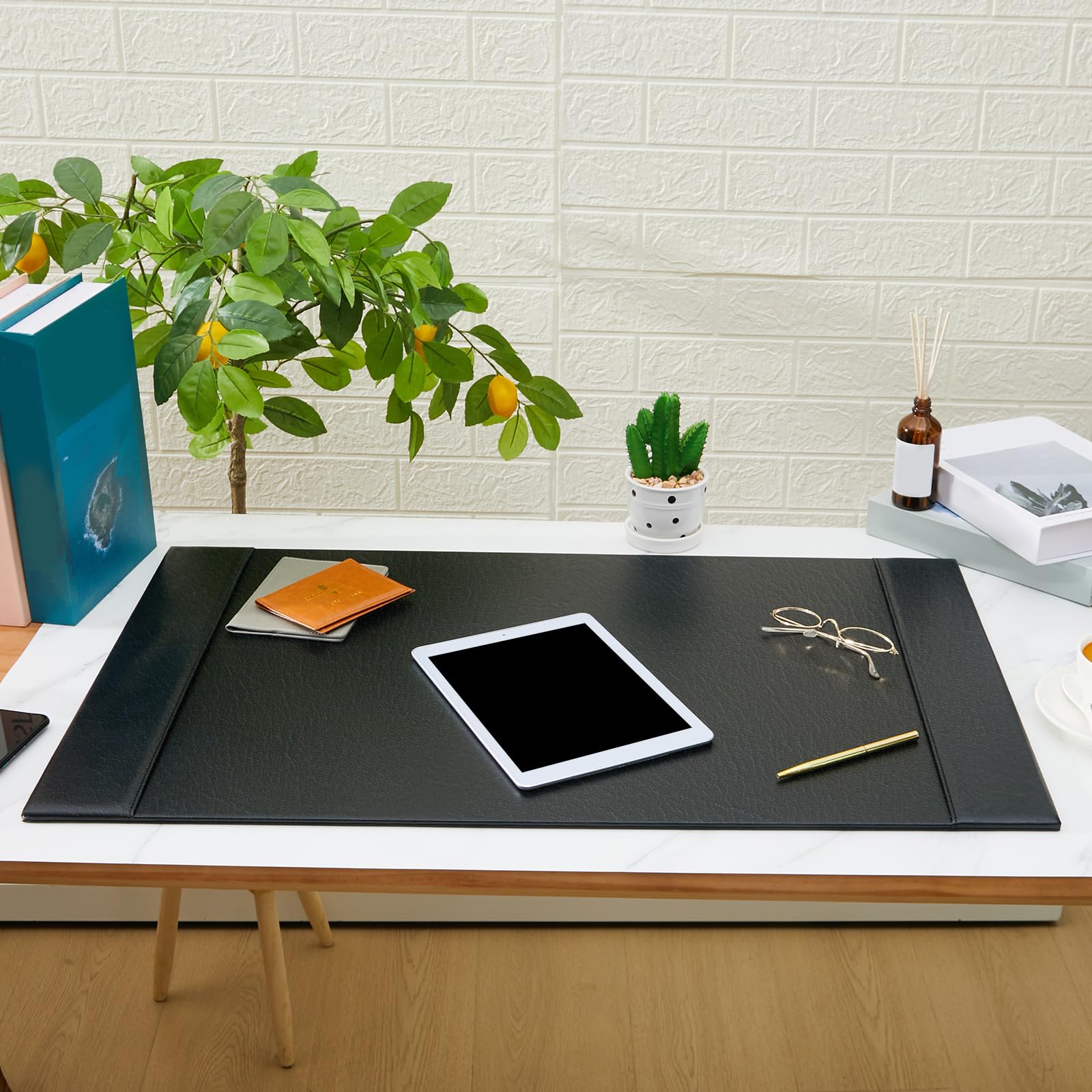 Saysurey Leather Desk Pad Protector with Side Rails, Executive Office Desk Mat for Home Workspace
