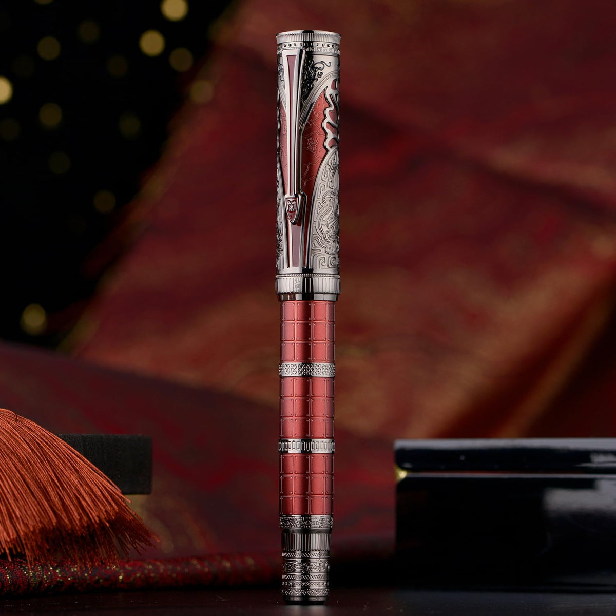 Hongdian D5X Fountain Pen Fine Nib Red Color, Qin Dynasty Retro Chinese Totem Engraving Smooth