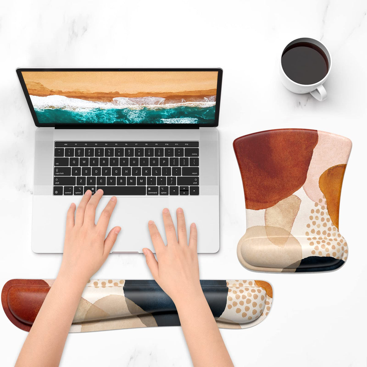 ITNRSIIET Mouse Pad Wrist Support Keyboard Wrist Rest Pad Ergonomic Mousepad Non-Slip Memory Foam