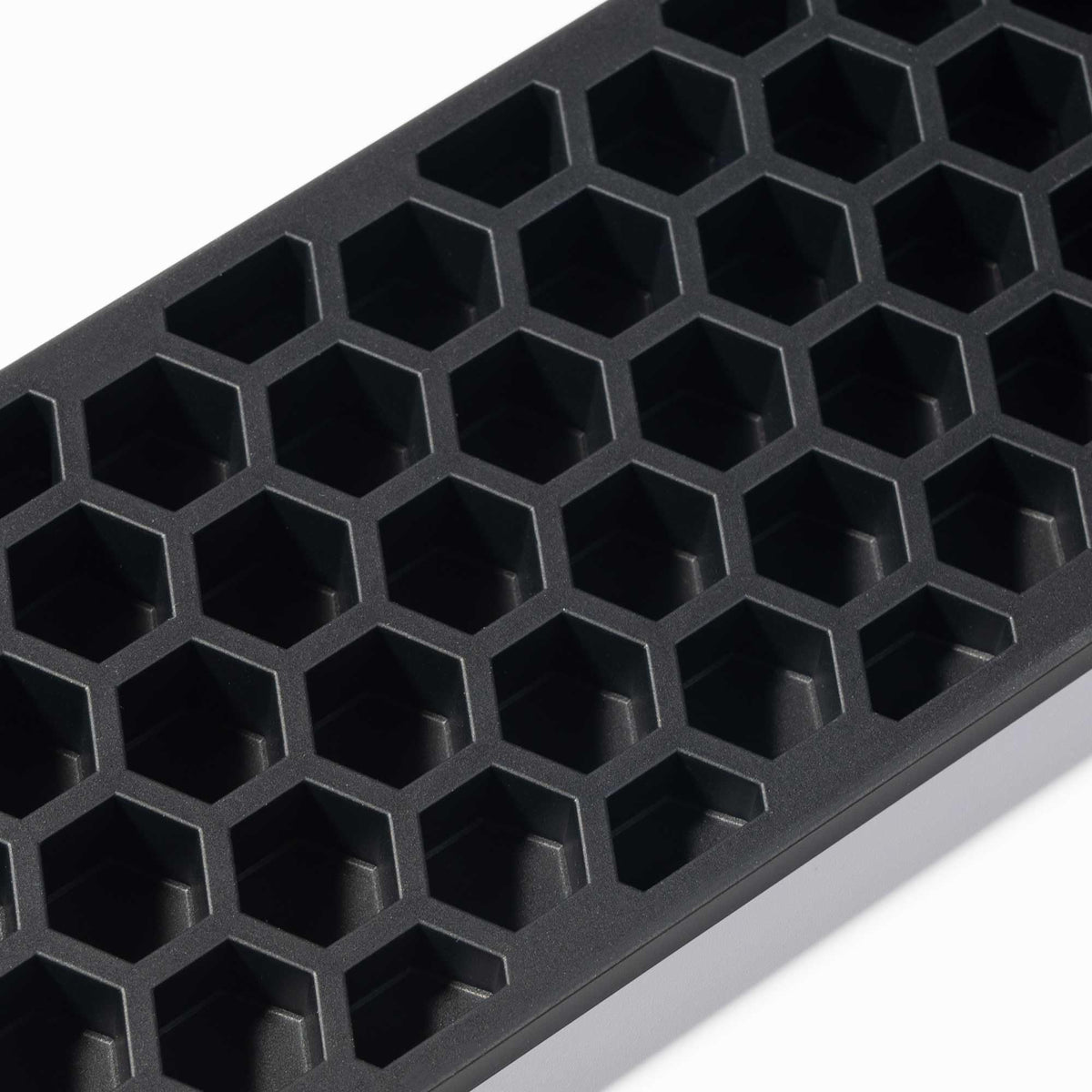 Ergonomic Silicone Wrist Rest for Keychron K10 / K10 Version 2 / C2 / C2 Pro,17.13" Honeycomb