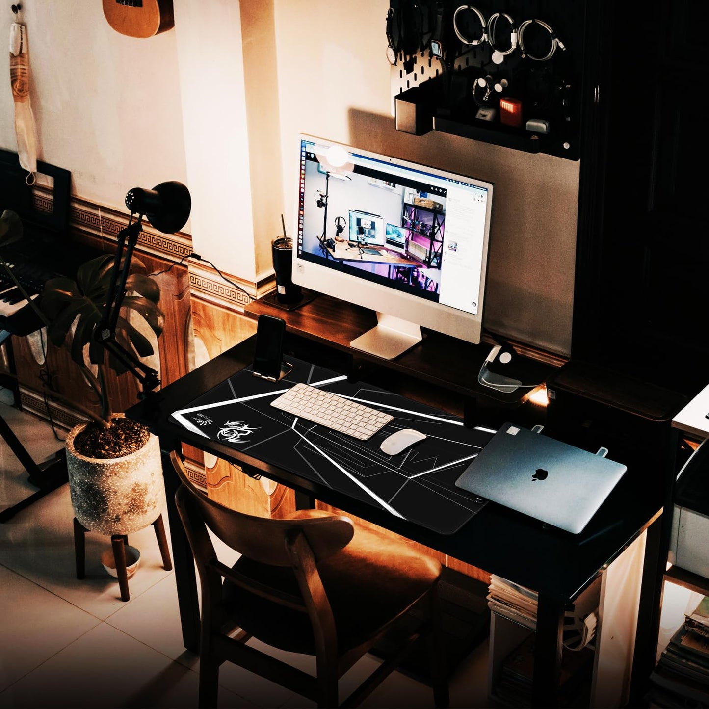 Mouse Pad Large, Waterproof Extra Large Gaming Mousepad with Stitched Edges, 31.5" x 15.7" Non-Slip