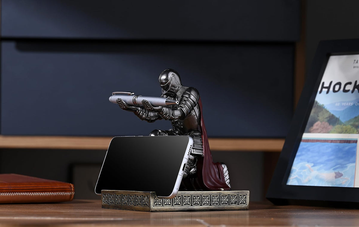 Windbreaker Soldier Knight Pen Holder Personalized Desk Accessory Iron