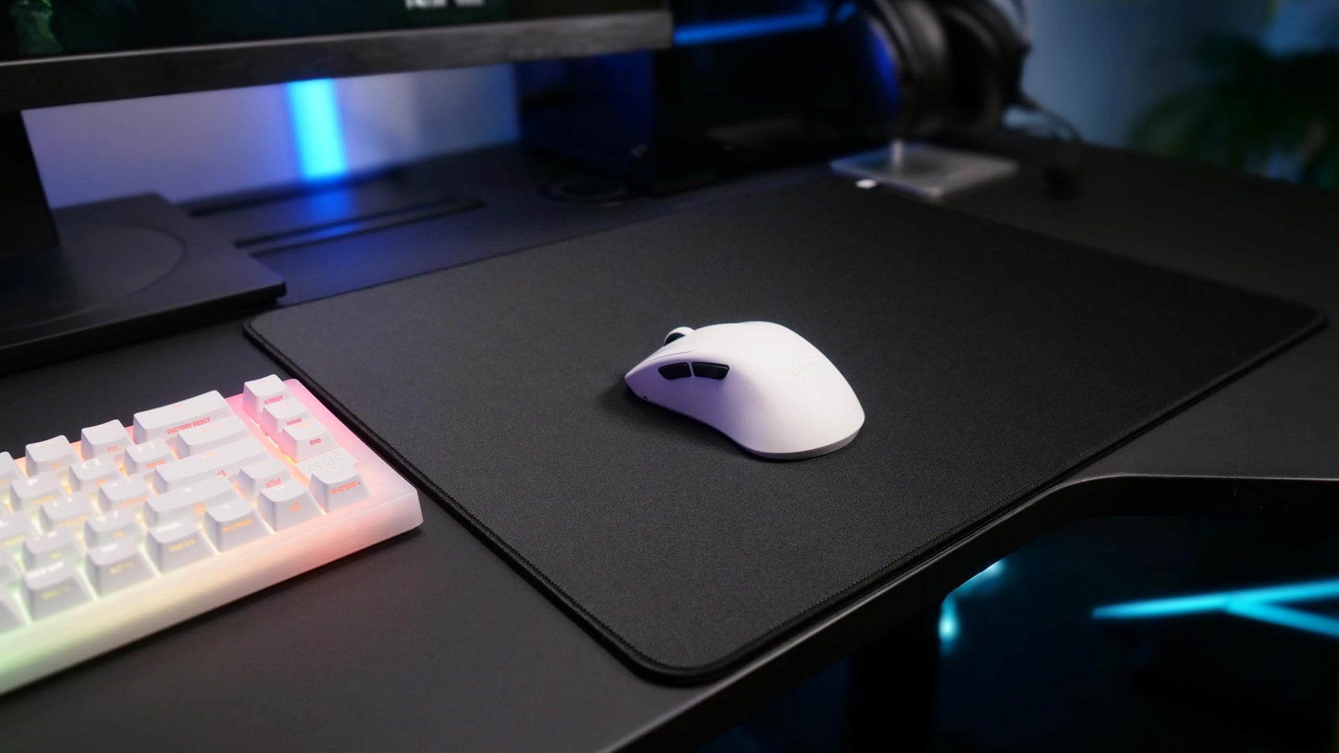 CHERRY XTRFY GP5, Fabric Gaming Mouse Pad in L (460 x 400 x 4 mm), Smooth Speed Pad for Precision
