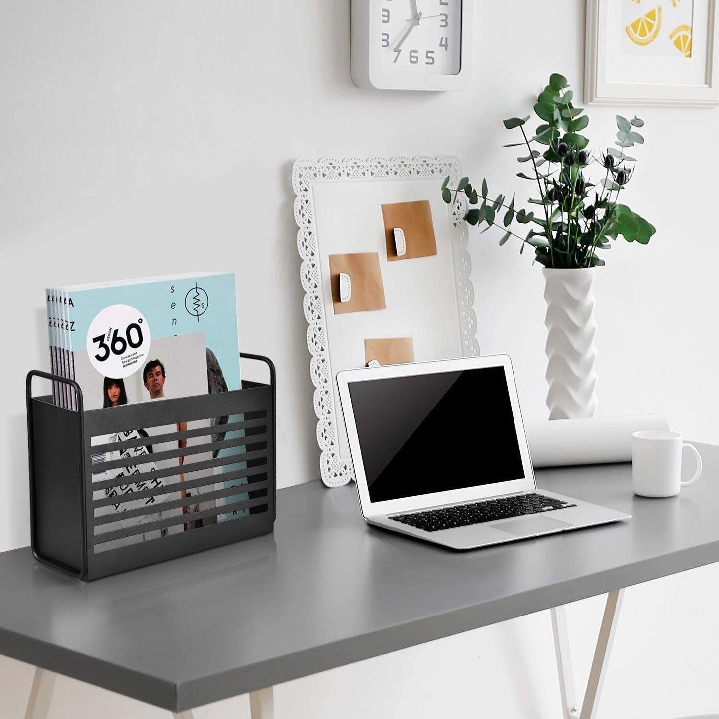 Cedwnuer Metal Magazine Rack for Living Room, Modern Iron Magazine Holder Organizer with Sturdy